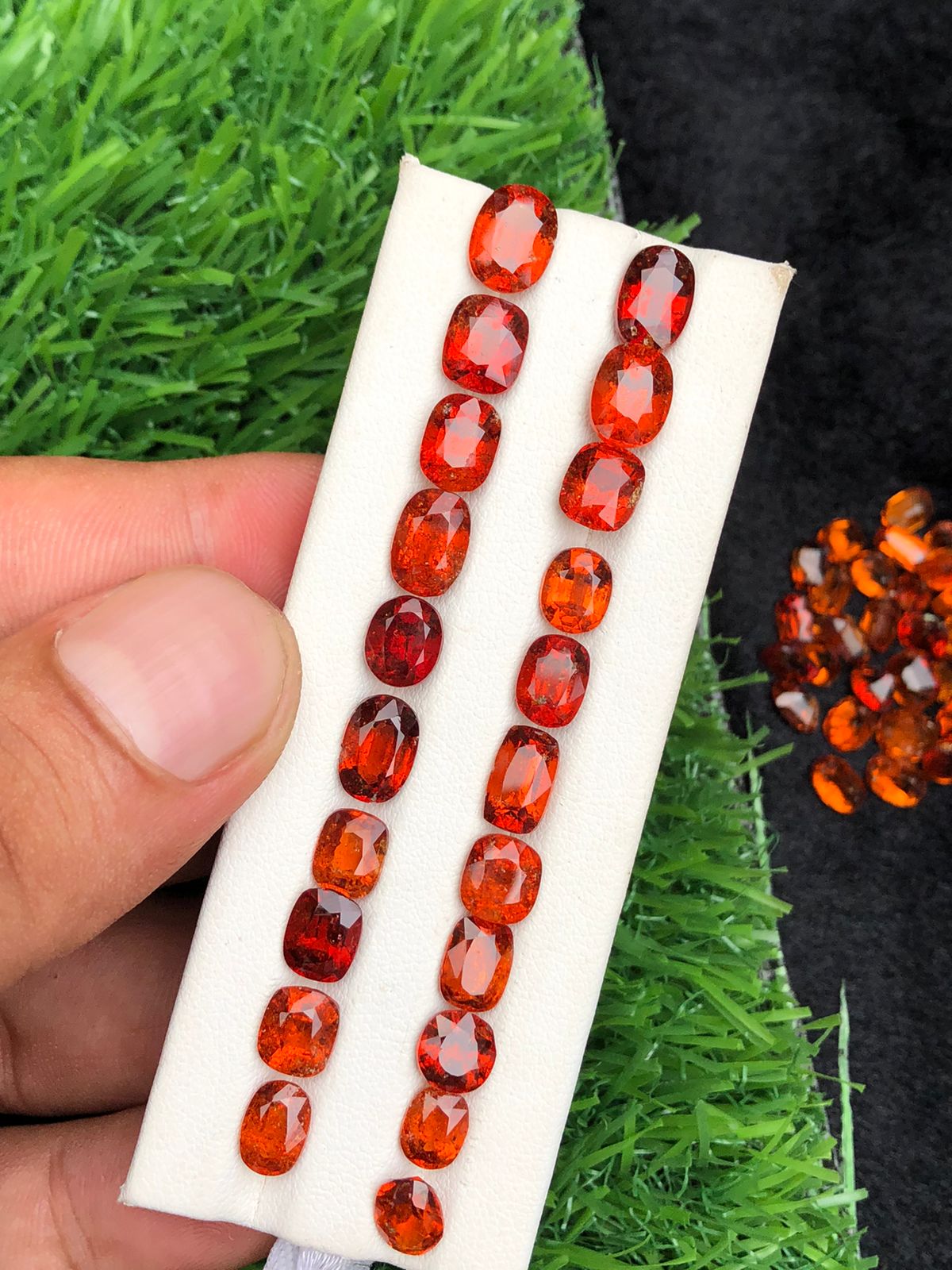 Hessonite Garnet 70.50 Carats Natural Gemstones for Jewelry