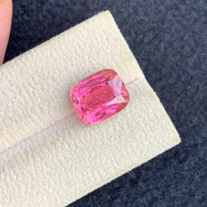 Natural Pink Tourmaline Loose Gemstone 5.55 Carats Eye Clean