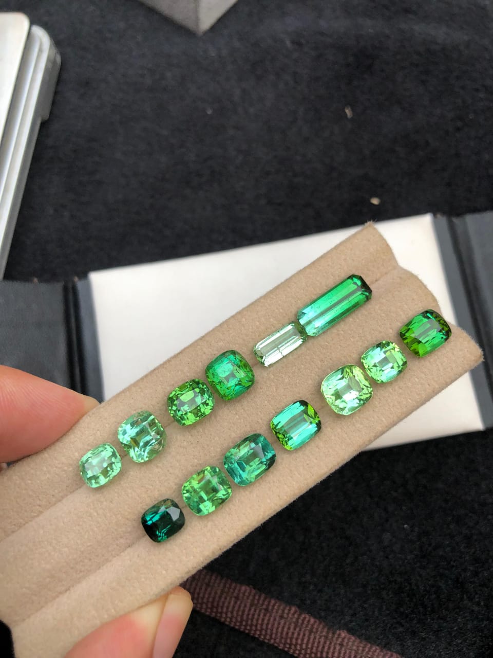 Top Quality Gorgeous Green Tourmaline Lot 31.95 Carats from Afghanistan