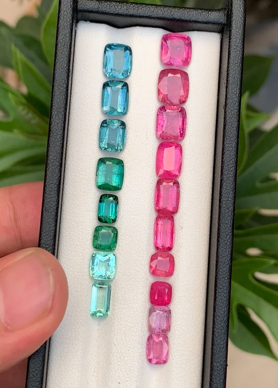 Natural Blue Green and Rubellite Tourmaline 21.57 Carats Faceted Gemstone Lot