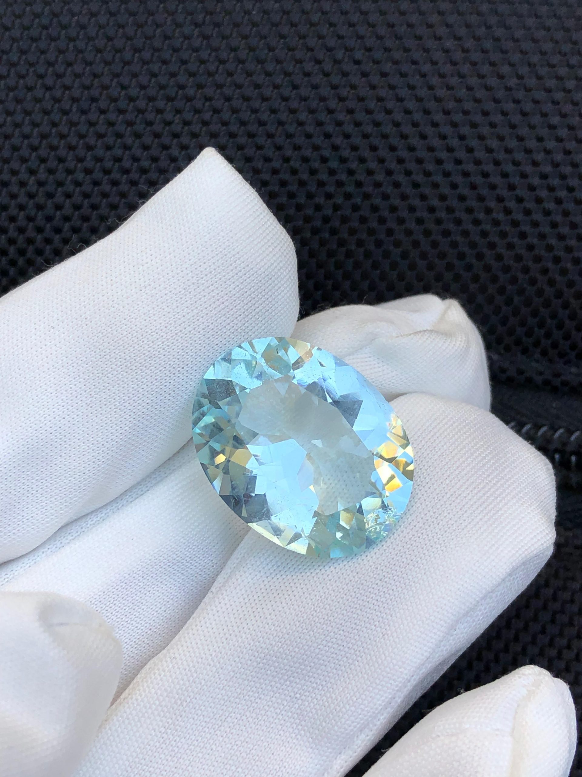 Natural Aquamarine 16.15 Carats Faceted Loose Gemstone for Sale