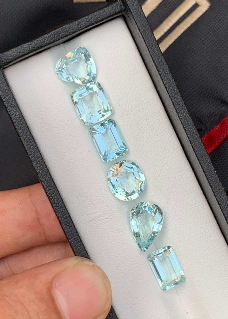 Natural Faceted Aquamarine 18.65 Carats Loose Gemstones Lot