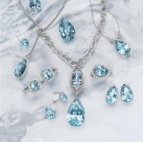 Aquamarine gemstone jewelry set – ring, necklace, and earrings.